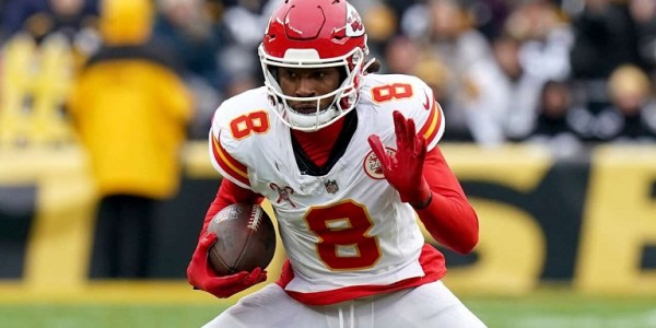 DeAndre Hopkins aceptó la invitación del quinto equipo de su carrera